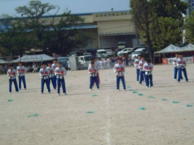 8��15�Ͻù����