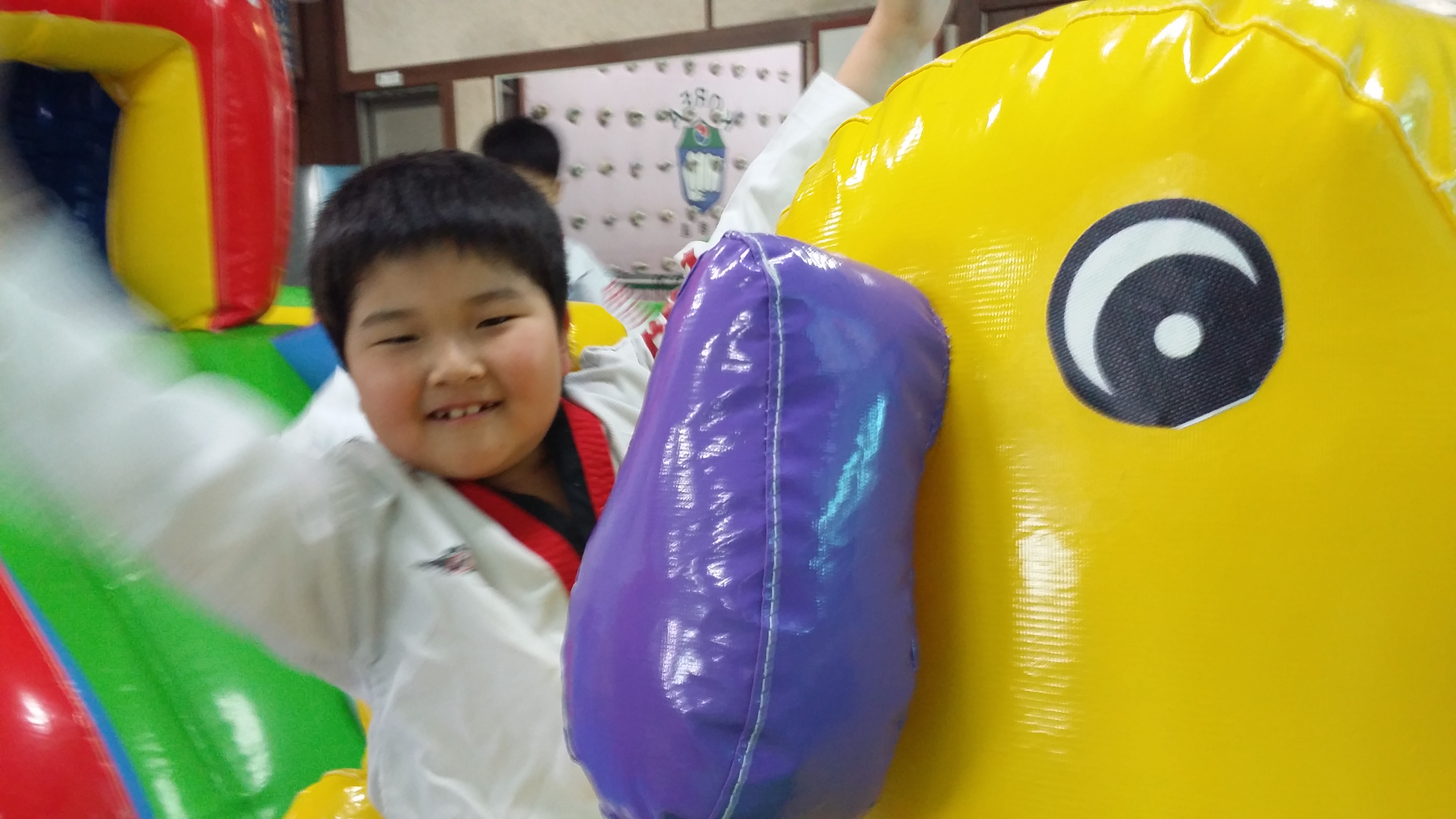 4�� Ű���忡��ٿ