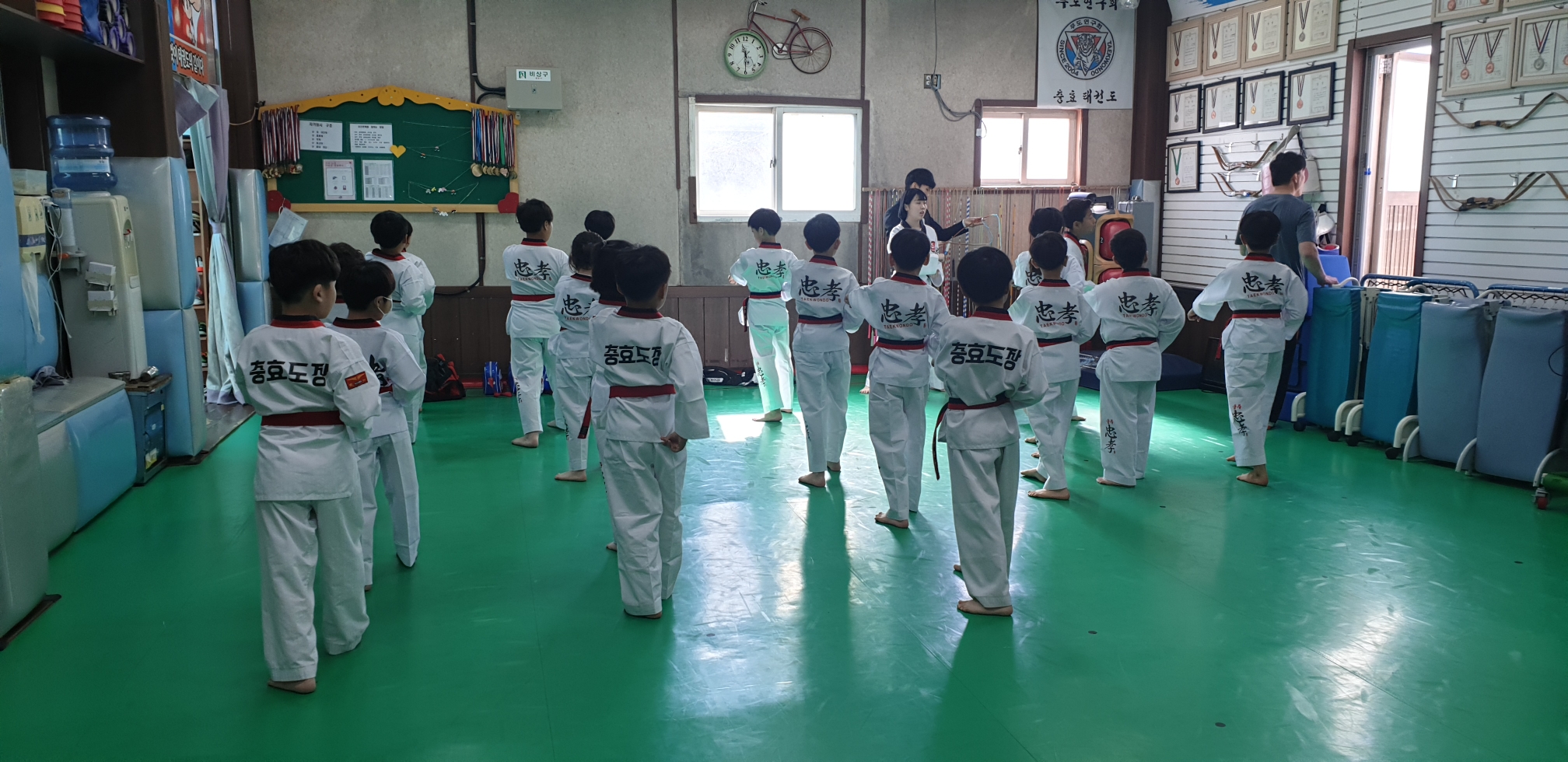 �±޽ɻ��غ��� �츮 ���û�ģ����